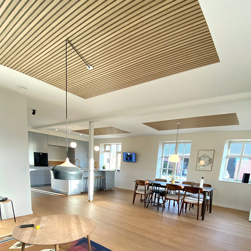 Panel Dinding Akustik Kayu Desain Akupanel Model 3D Bilah Kayu Kedap Suara untuk Penggunaan Rumah Sakit Bioskop Sekolah Hotel