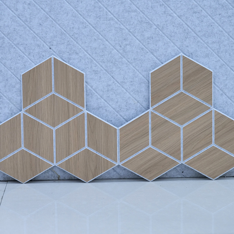 Panel Akustik Kayu Desain Modern Premium untuk Rumah Kantor Sekolah Hotel Papan Panel Dinding Penyerapan Suara Yang Sangat Baik