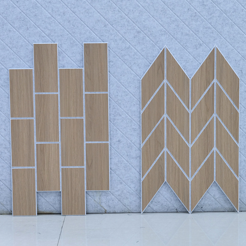 Panel Akustik Kayu Desain Modern Premium untuk Rumah Kantor Sekolah Hotel Papan Panel Dinding Penyerapan Suara Yang Sangat Baik
